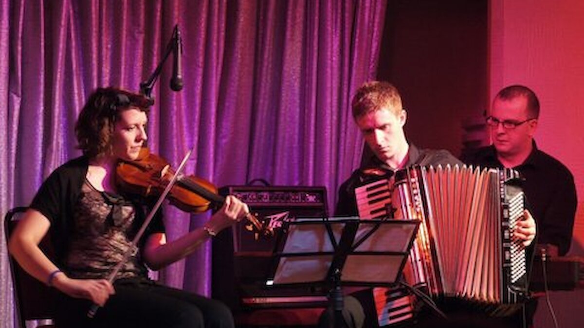 Pauline Irvine, Alasdair McLeod and Ian Anderson (Photo courtesy of Jacqueline Halcrow)