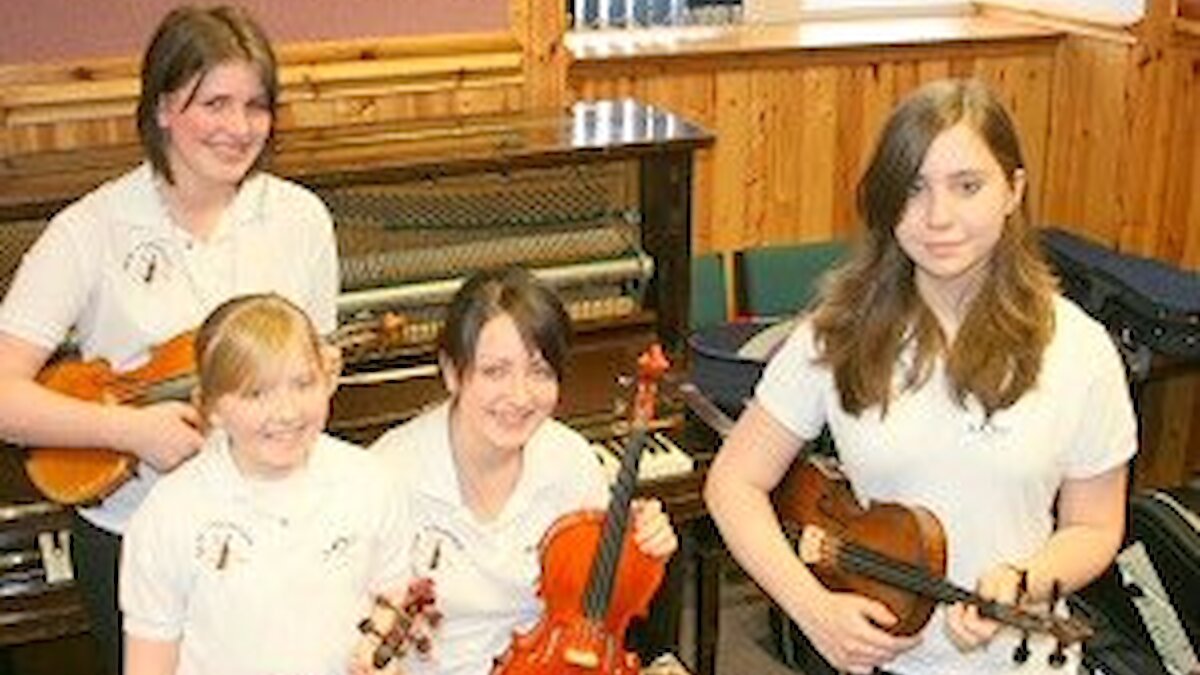 \"New Tradition\". L-R Ashley Leaper, Julie Peterson, Sheena Peterson and Martha Morton.